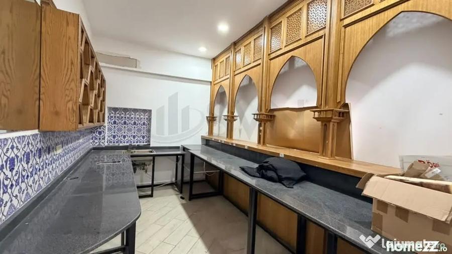 Casă cu 7 camere cu Teren 50 Mp în Unirii