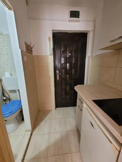 Proprietar, garsoniera de inchiriat - 7