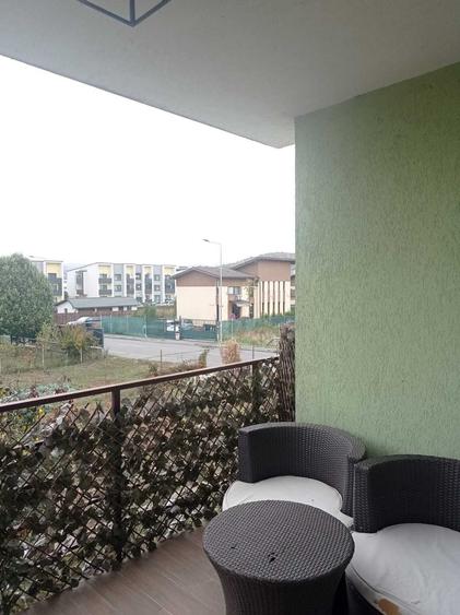 Apartament cu 2 camere semidecomandat în Florești