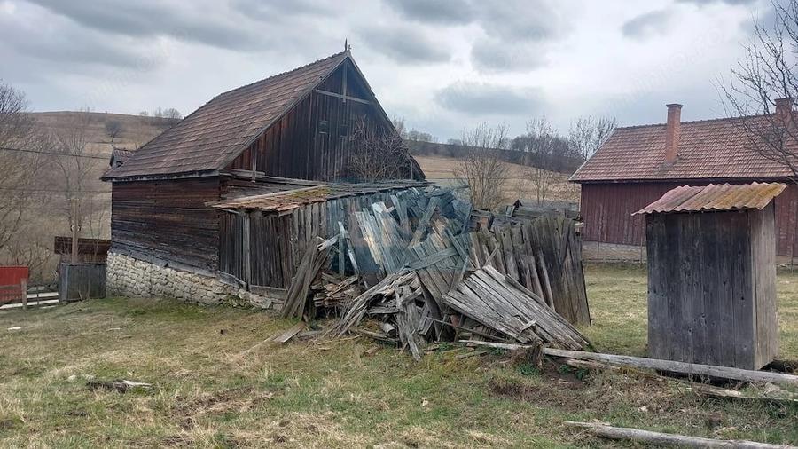 Casa traditionala din lemn renovabila cu teren 2295 mp Margau Cluj - 1