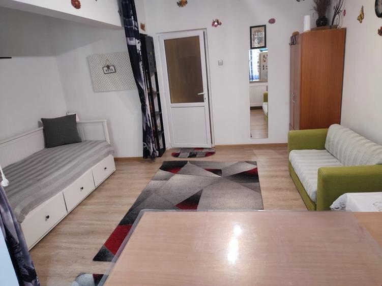 Garsonieră semidecomandată în Aviatorilor