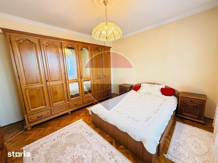 Apartament cu 4 camere în Ultracentral