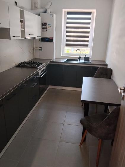 Apartament cu 2 camere decomandat în Exterior Vest