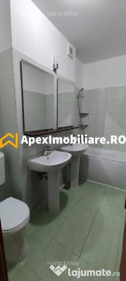 Apartament cu 2 camere semidecomandat în Titan