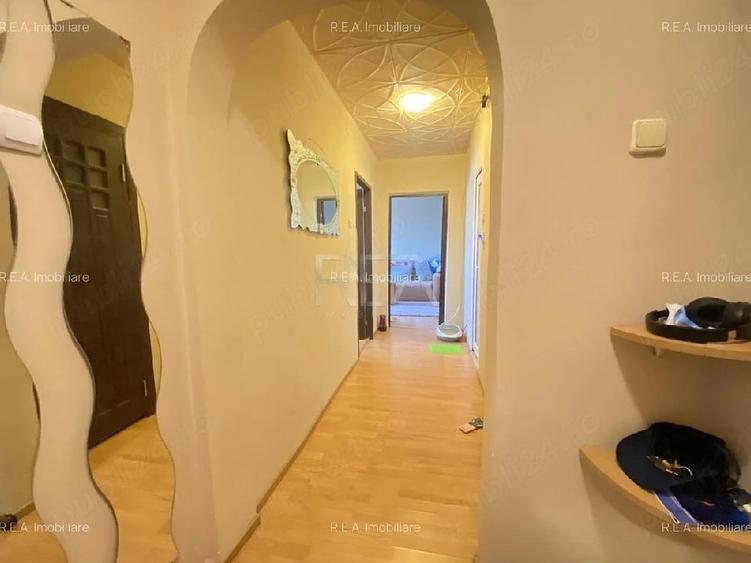Apartament cu 2 camere decomandat în Rahova