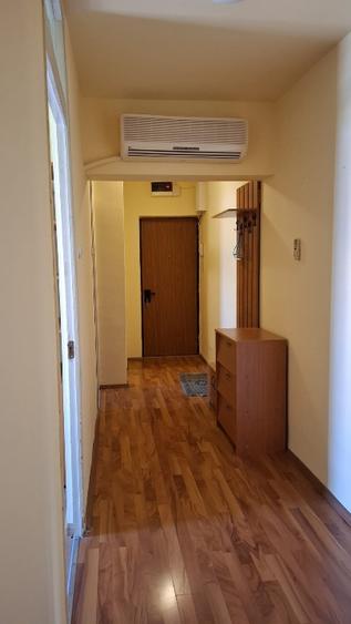 Apartament cu 3 camere decomandat, mobilat în Dristor