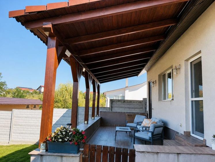 Casă individuală cu 3 camere cu Canalizare în Cihei