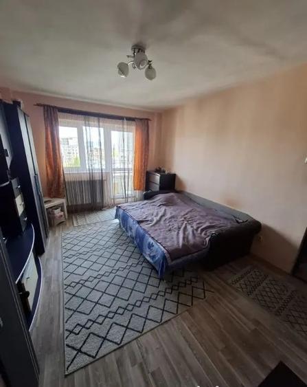Apartament cu 3 camere decomandat în Centrul Civic