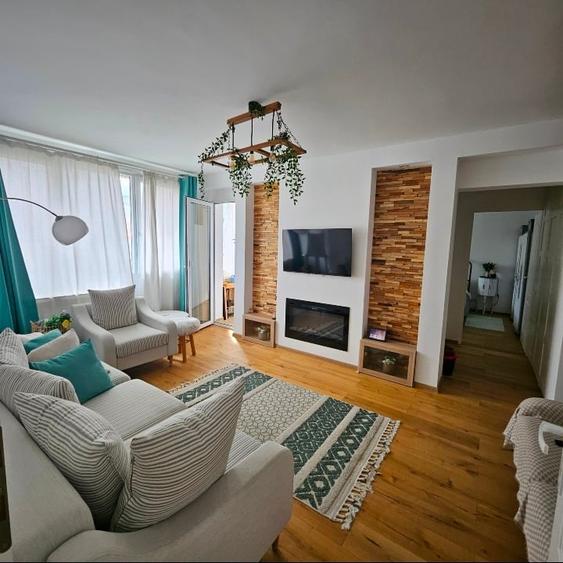 Apartament cu 2 camere semidecomandat, mobilat în Colentina