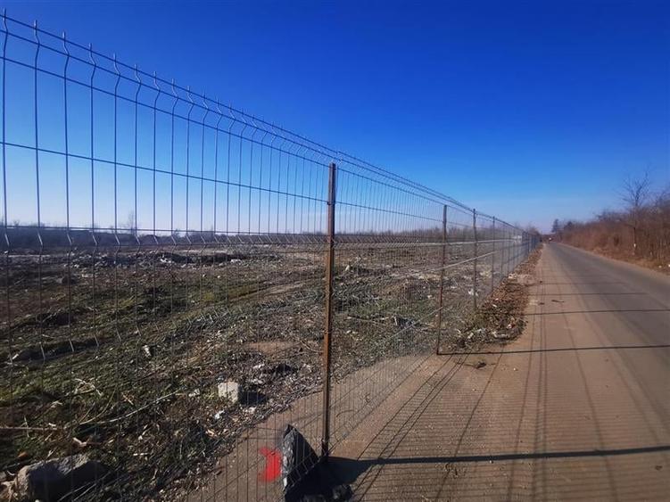Teren Construcții intravilan de 19470 mp, în 1 Decembrie