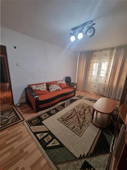Ap 2 cam decomandat zona F-uri Dunarii et 1 - 10