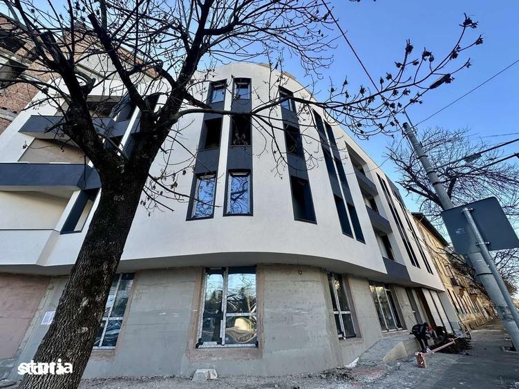 Spațiu comercial, de 590 mp, în Ferdinand