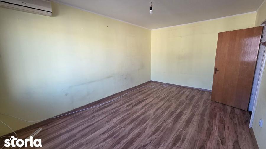 Apartament cu 2 camere decomandat în Crângași