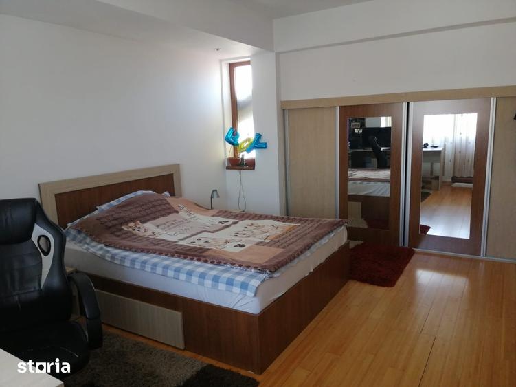 Casă cu 4 camere cu Teren 394 Mp în Km 4