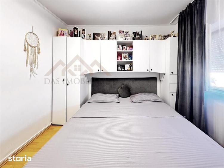 Apartament cu 2 camere decomandat în Traian