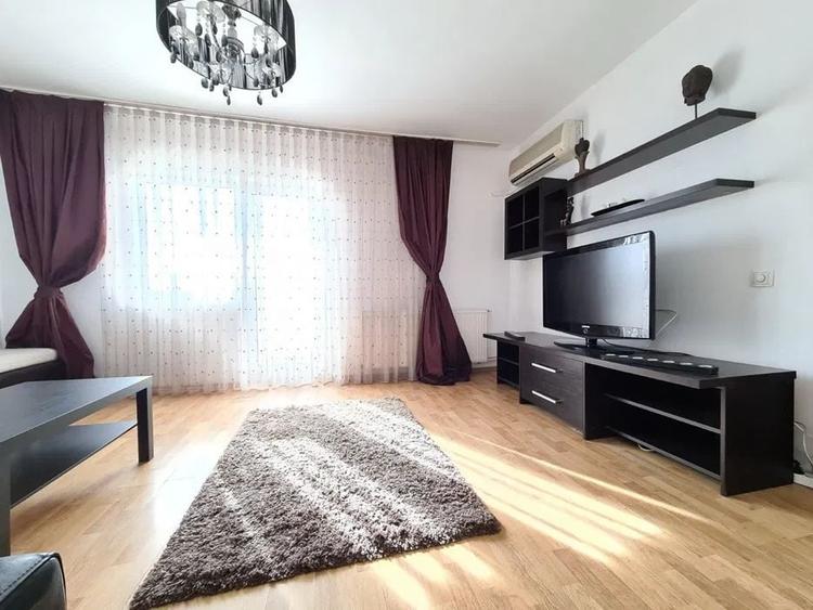 Apartament cu 2 camere decomandat, mobilat în Vitan Mall