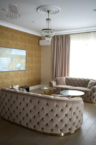 Penthouse cu 4 camere decomandat, mobilat în Pipera