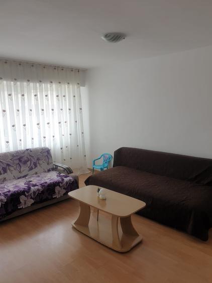 Apartament cu 3 camere nedecomandat în Central