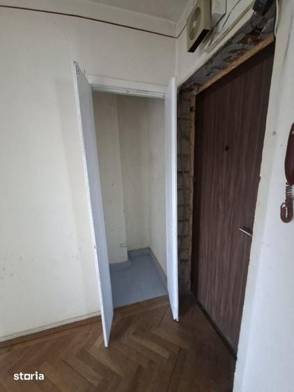Apartament cu 4 camere decomandat în Lăpuș Argeș