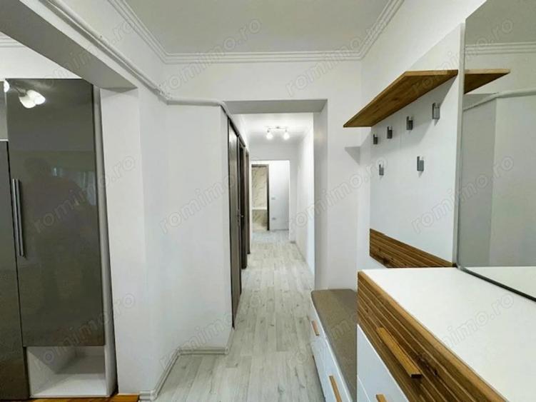 Apartament cu 3 camere decomandat în Ultracentral