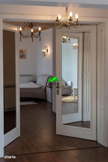 Apartament cu 3 camere în Sub Arini