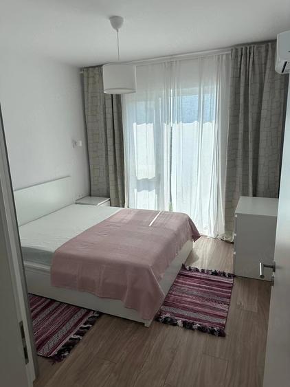 Apartament cu 2 camere semidecomandat în Colentina