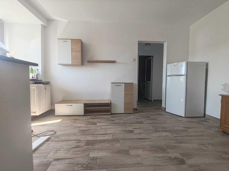 Inchiriez 2 camere confort 2 sector 4, Str Moldovita Nr.2, Bloc M2d9/4 - 2