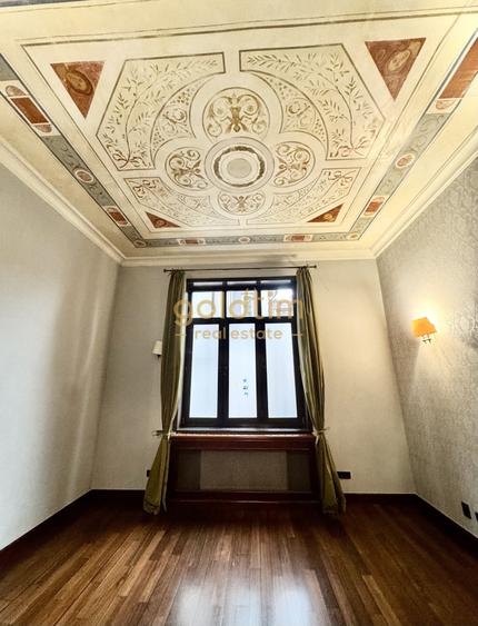 Casă individuală cu 9 camere cu Canalizare în Grădina Icoanei