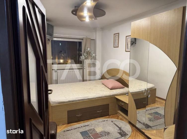 Apartament cu 4 camere, mobilat în Plopilor