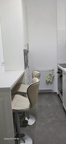Apartament cu 2 camere decomandat, mobilat în Brătianu