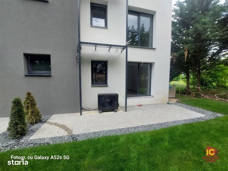 Apartament cu 3 camere în Cristian