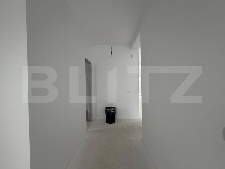 Duplex cu 5 camere cu Canalizare în Dumbrăvița