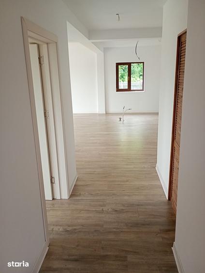 Casă cu 4 camere cu Teren 750 Mp în Exterior Vest