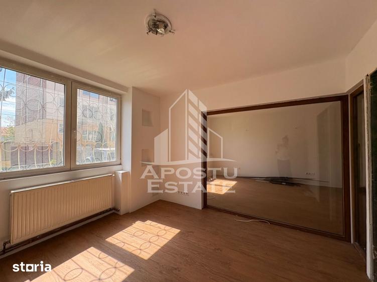 Apartament cu 2 camere semidecomandat în Brâncoveanu