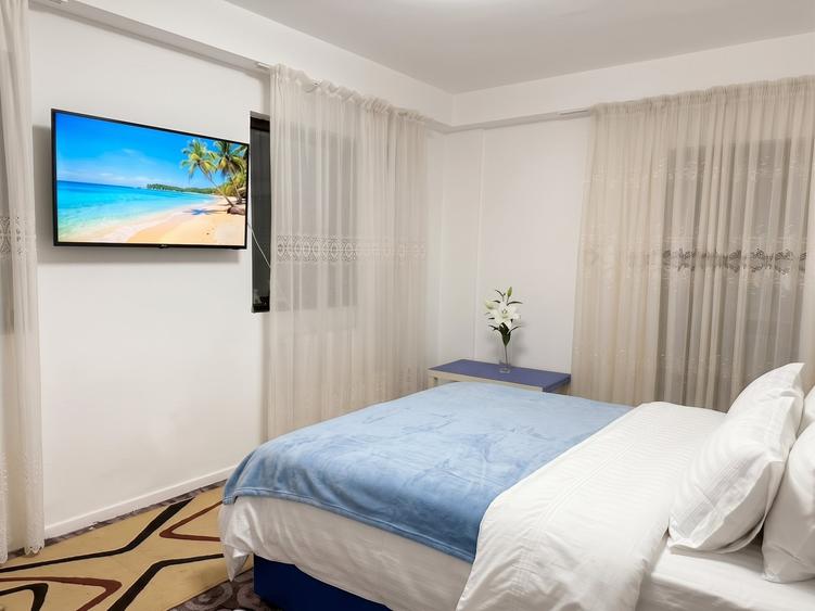 Casă individuală cu 5 camere cu Canalizare în Pantelimon
