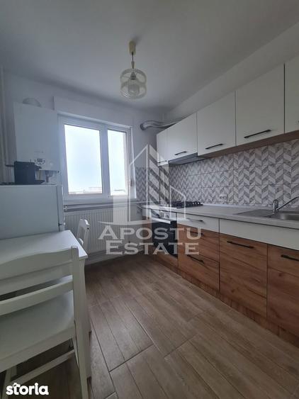 Apartament cu 2 camere, mobilat în Soarelui
