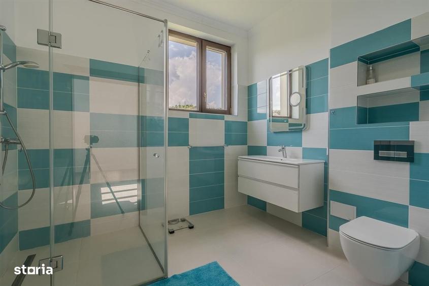 Casă cu 4 camere în Dumbrăveni