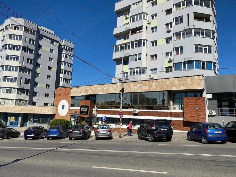 Spațiu comercial, de 400 mp, în Nicolae Titulescu
