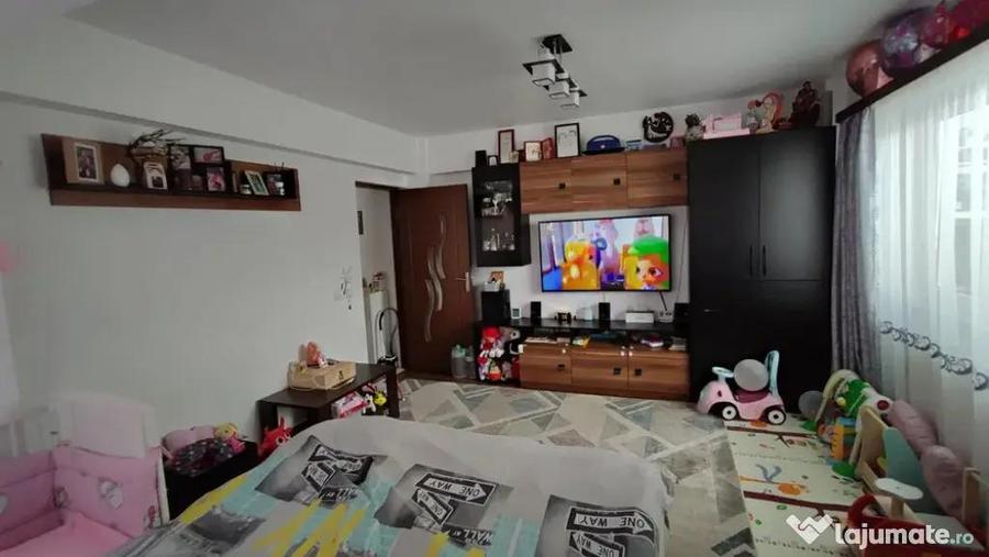 Apartament cu 2 Camere Decomandate - Bloc Nou - Zona Burdujeni - 3