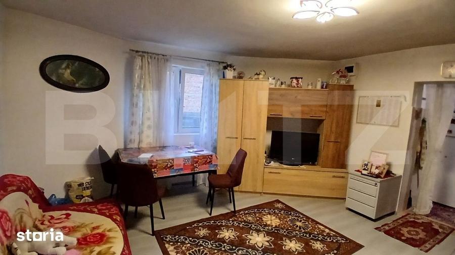Casă cu 5 camere cu Teren 624 Mp în Solovăstru