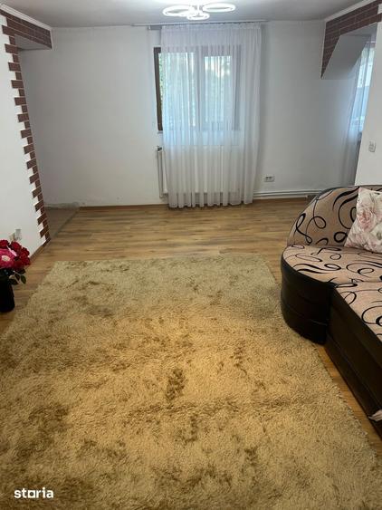 Casa cu 4 camere, curte ?i acces asfaltat - 7