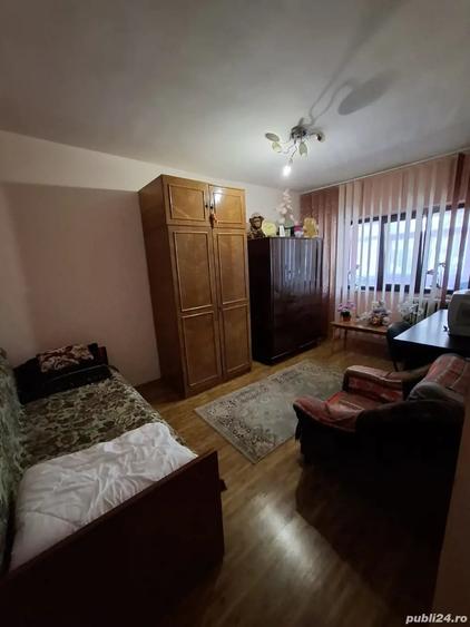 Apartament cu 2 camere decomandat în Caracal