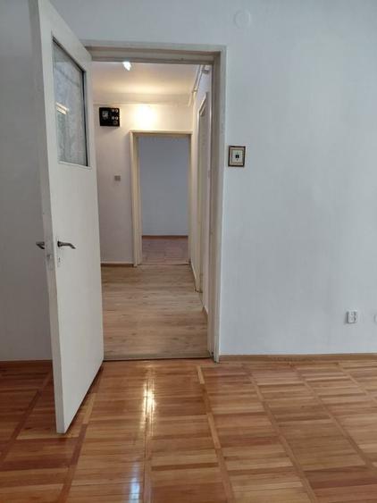 Apartament cu 2 camere decomandat în Port