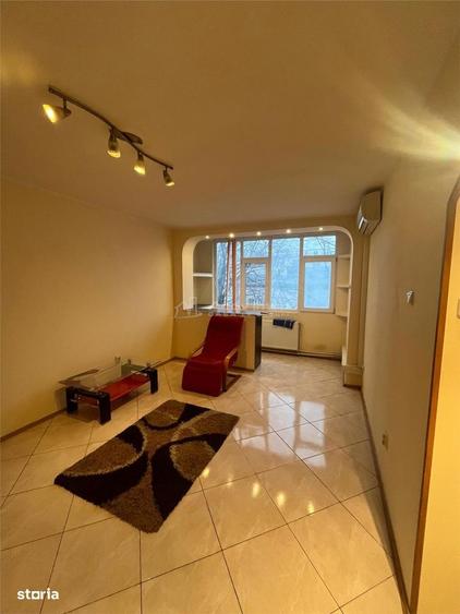 Apartament cu 3 camere în Faleză
