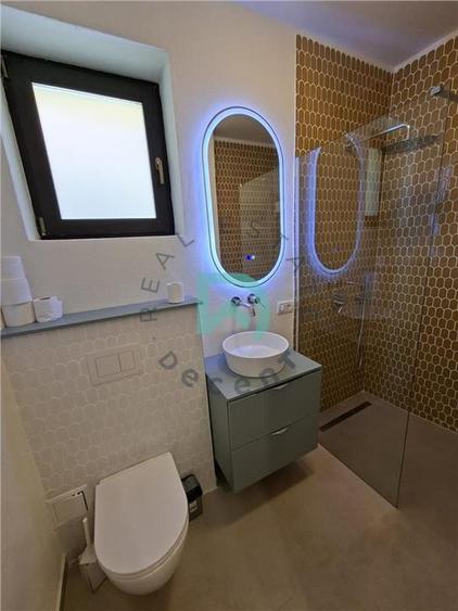Apartament cu 2 camere semidecomandat în Centrul Istoric