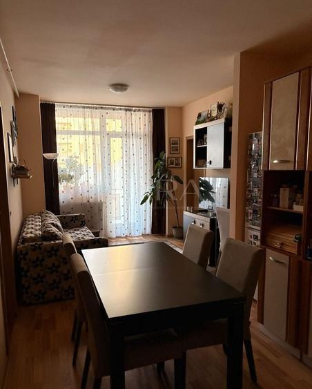 Apartament cu 3 camere semidecomandat în Iris