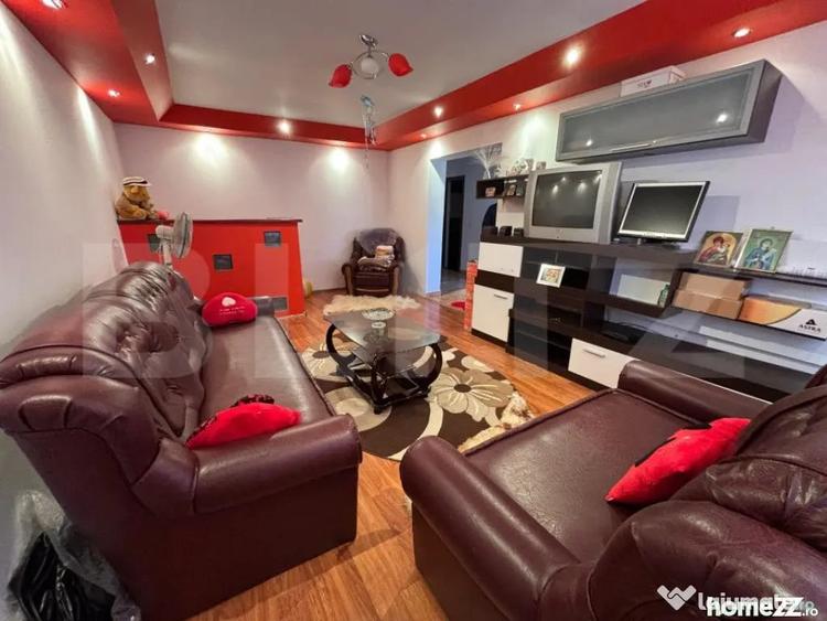 Casă cu 4 camere cu Teren 700 Mp în Suseni