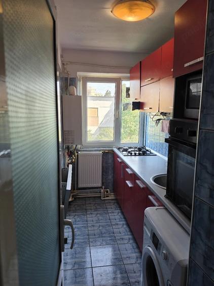 Apartament cu 2 camere semidecomandat în Universitate