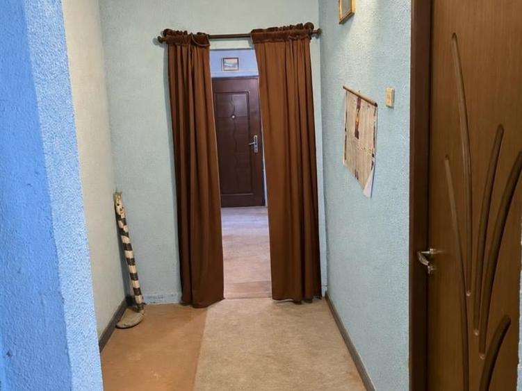 Apartament cu 3 camere decomandat, mobilat în 1 Mai