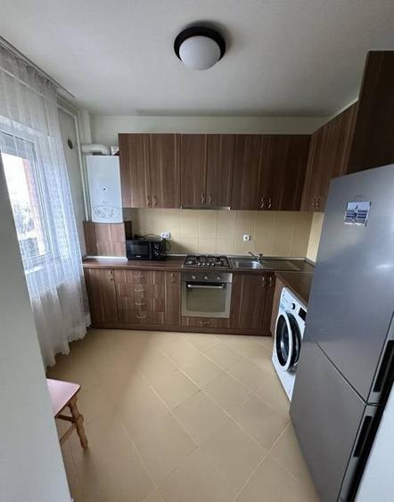 Apartament cu 2 camere semidecomandat în Europa